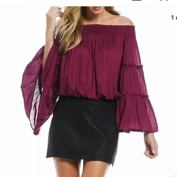 Free People swing sleeves off shoulder top - Picture 3 of 9